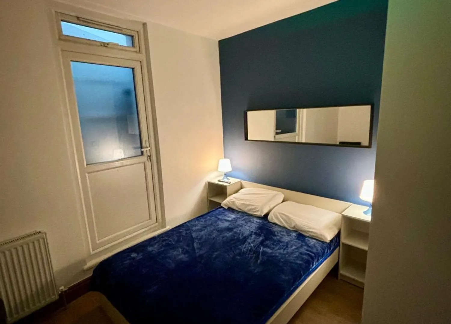 Cozy Ensuite In The Heart Of London contacts